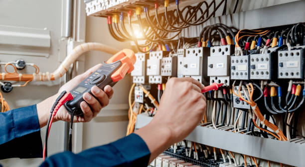 Best Licensed Electrician  in Gearhart, OR